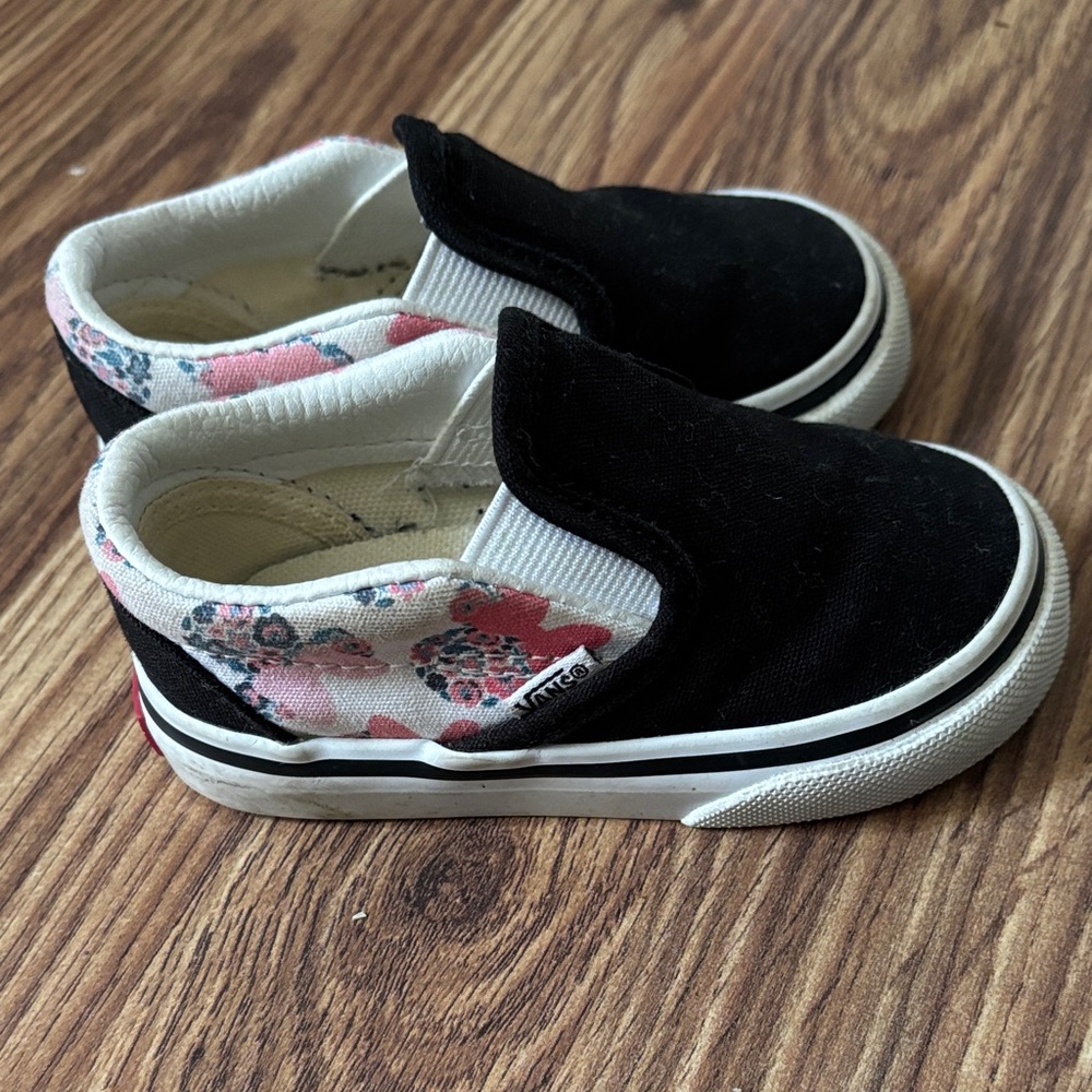 Vans Toddler Disney 100 Slip-On Sneakers